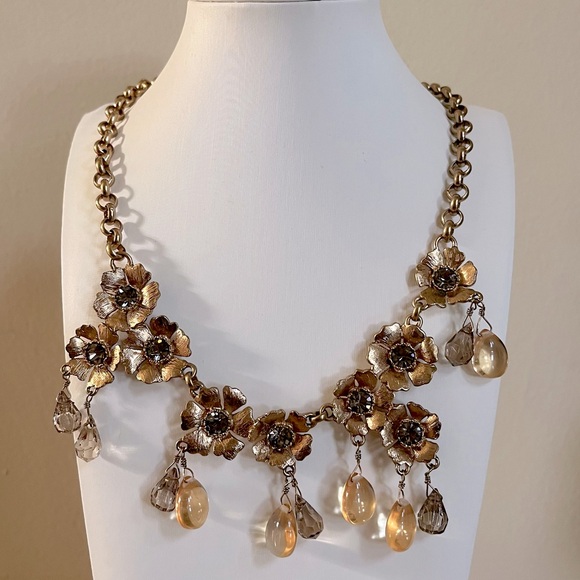 J. Crew Asymmetrical Gold Flower & Crystal Rhinestone Statement Necklace Rare - Picture 2 of 13